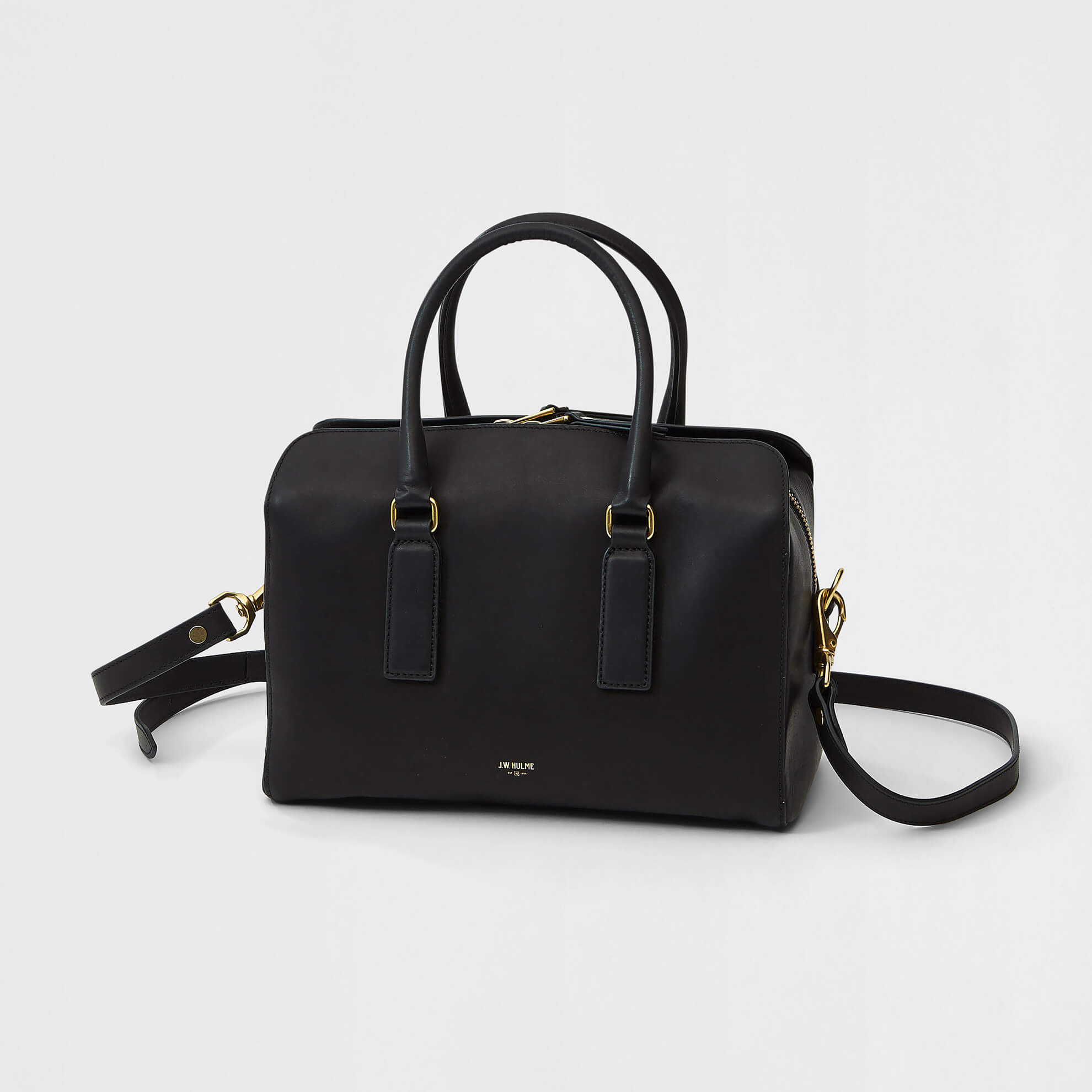 Audrey Satchel, Black